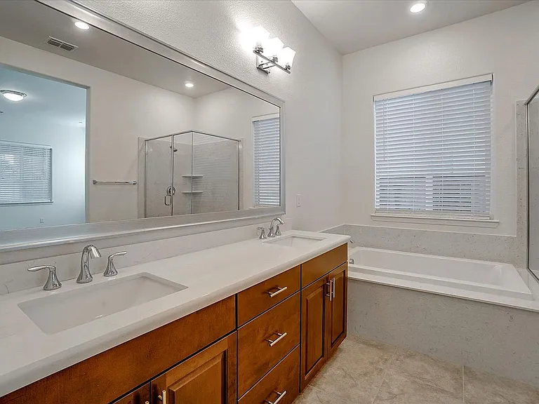 5937 Lakestone Dr — Photo 27