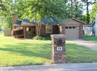 12 Oak Forest Dr, Maumelle, AR 72113