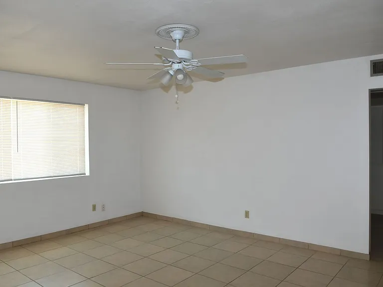 3165 W Altadena Ave — Photo 3