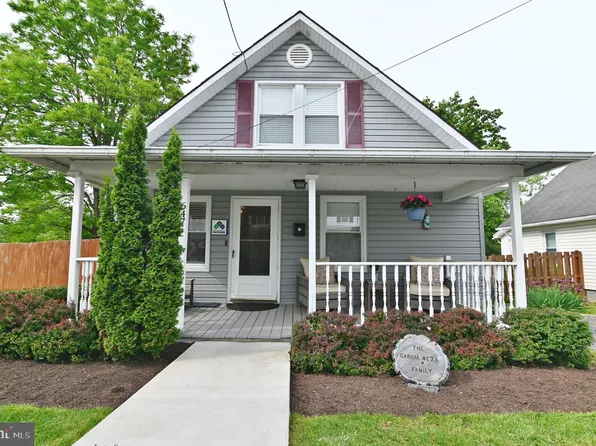 647 Branch St, Strasburg, VA 22657