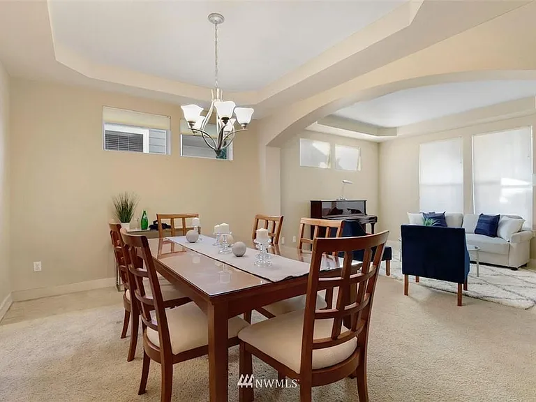 4450 Logan Dr NE — Photo 4