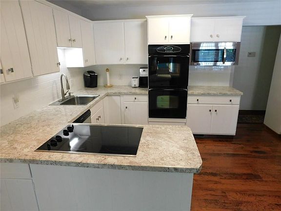 4th image of 3840 Stirrup Dr