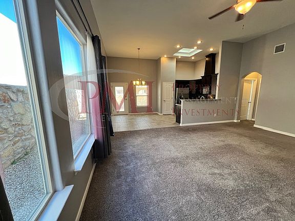 4th image of 3640 Santa Adriana Ave