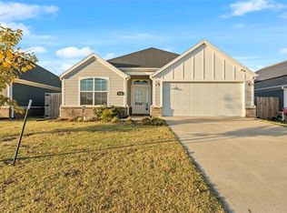 5436 Overcrest Ave, Springdale, AR 72764