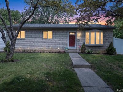 39206 Nottingham St, Westland, MI, 48186