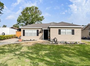 1924 Avenue E, Nederland, TX 77627