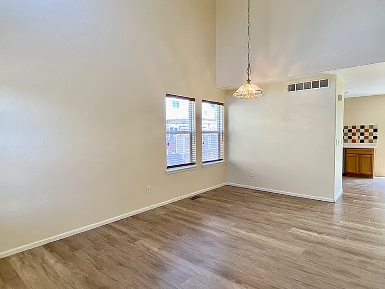 16676 E Phillips Pl — Photo 5