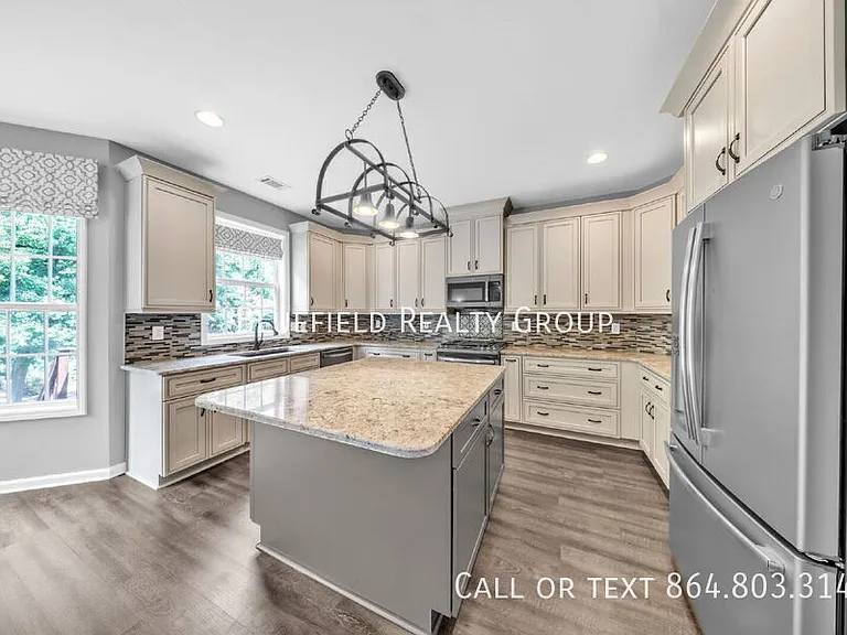 417 Summergreen Way — Photo 7