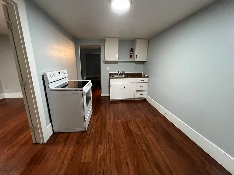 8 Acton Ct #15 — Photo 1