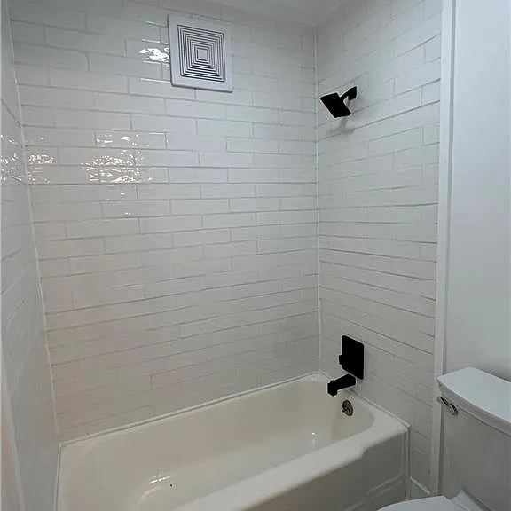 1822 N Rock Springs Rd NE #7 — Photo 10