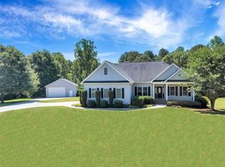 612 Bryant Crossing Dr, West Union, SC 29696