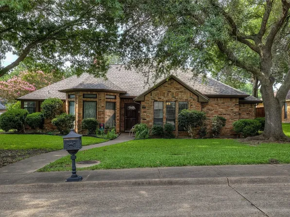 538 Rising Ridge Dr, Desoto, TX 75115