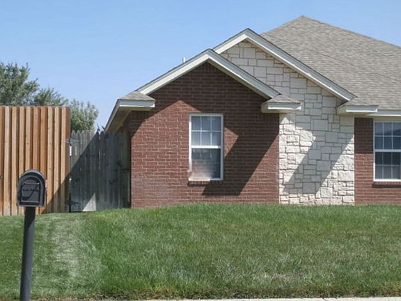 3rd image of 8623 Cortona Dr