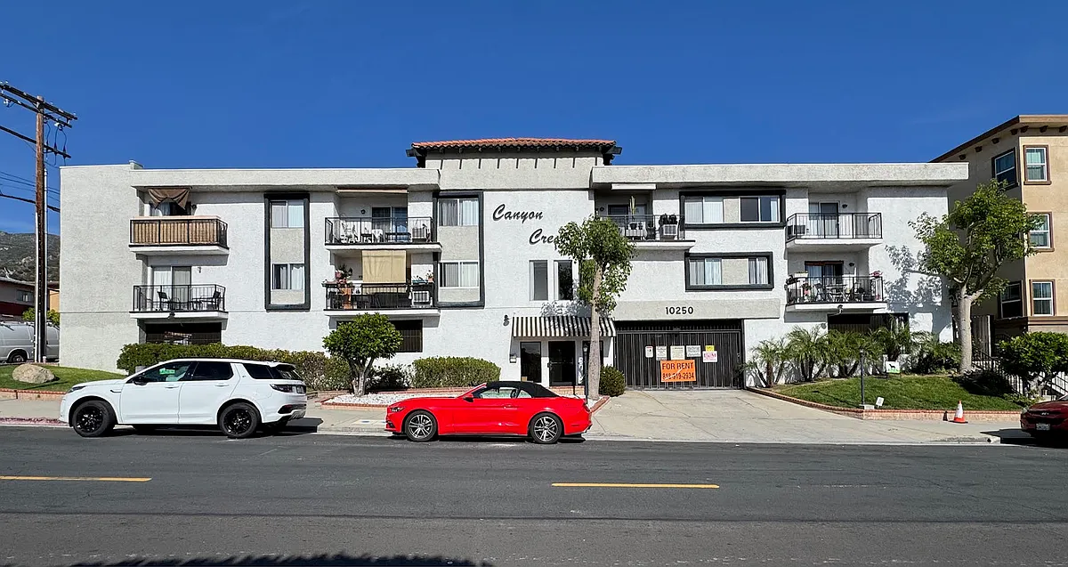 Building Photo - Canyon Crest Apartments