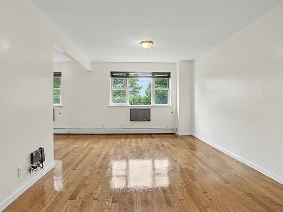 3rd image of 103-10 92nd St #3