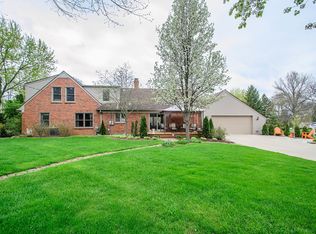 48246 Cedarwood Dr, Novi, MI 48374