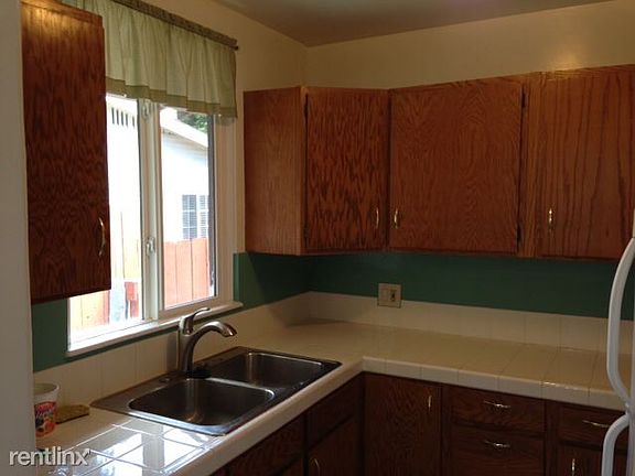 5th image of 2111 Wabaska Ct