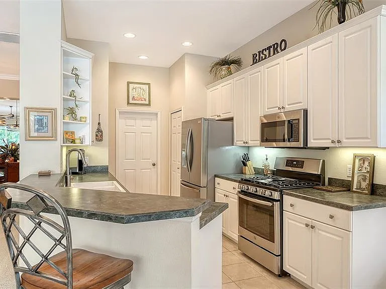 6909 Lennox Pl — Photo 12