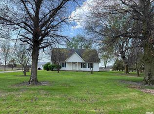 1467 Old Route 36, Winchester, IL 62694