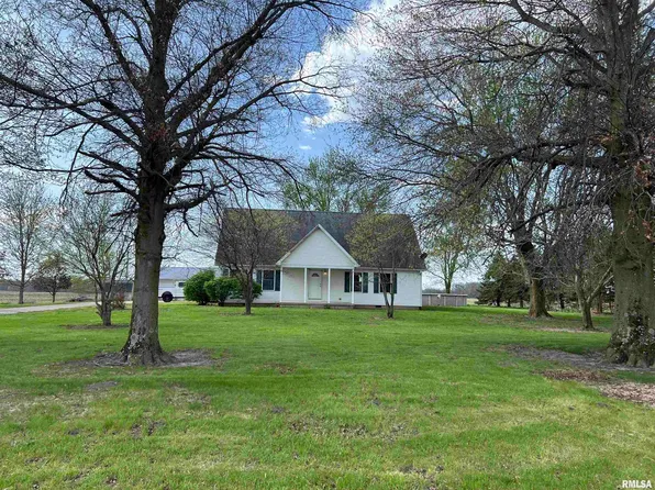 1467 Old Route 36, Winchester, IL 62694