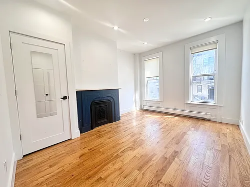 1639 Pacific St #2 Photo 1