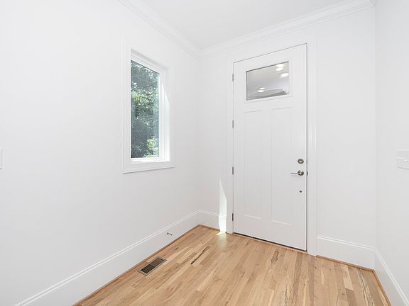 4th image of 3807 Burt Dr