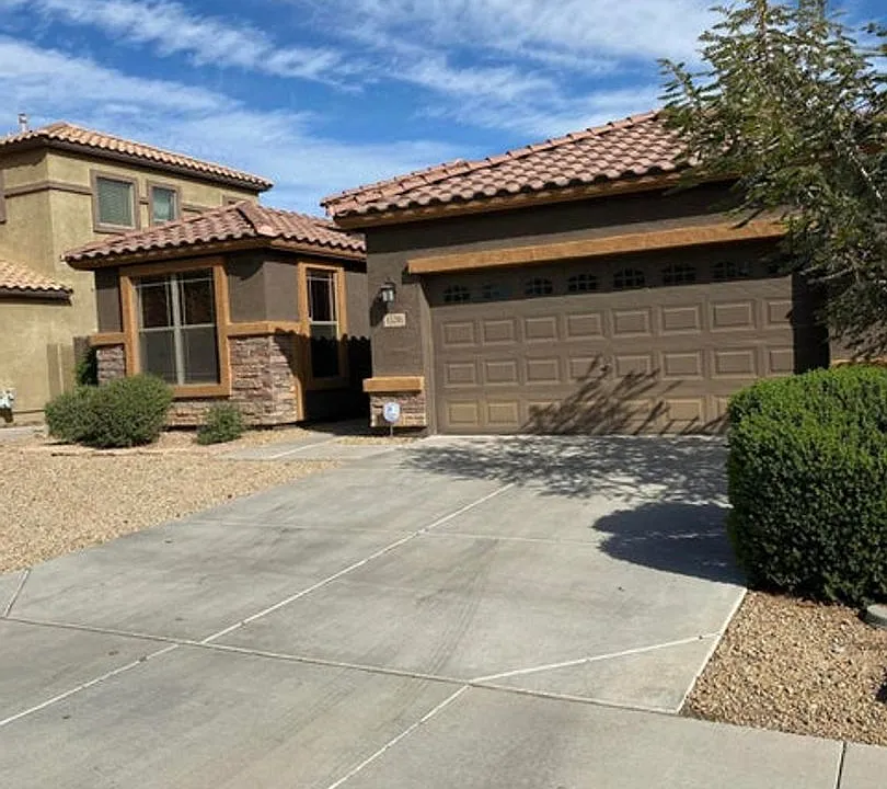 15398 W Mackenzie Dr