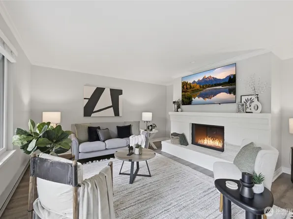 12703 NE 129th Court #H202, Kirkland, WA 98034