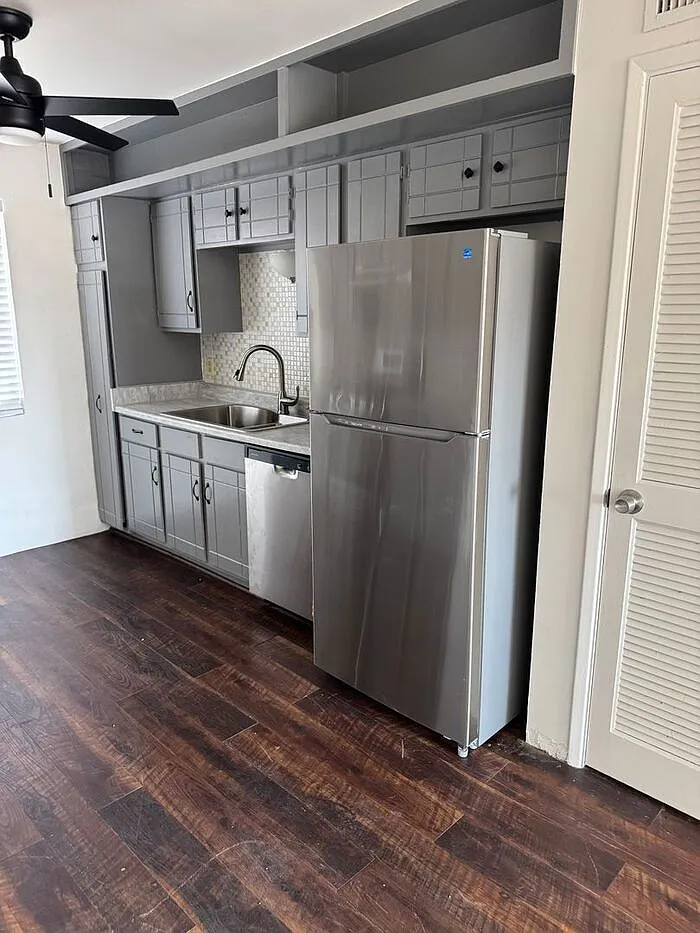 2 bed, 1.0 bath, 850 sqft, $1,150 — Photo 3