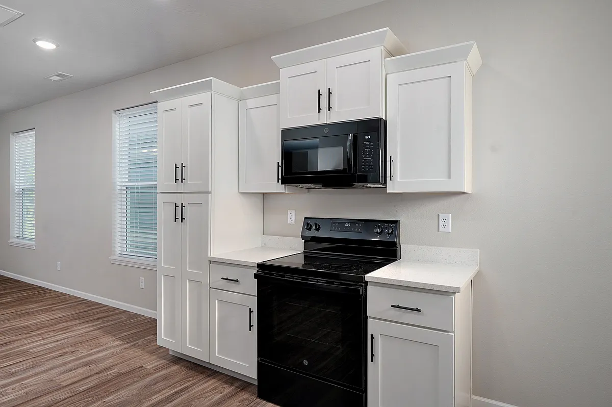 Building Photo - 327 S Florence Ave #B