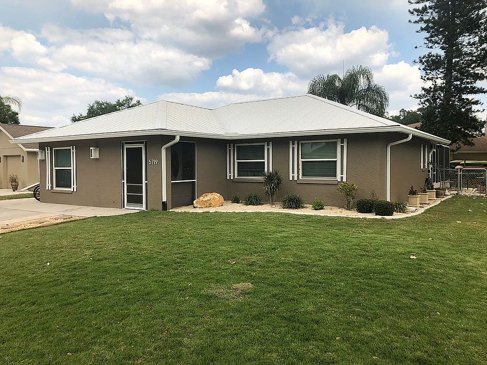 1st image of 5719 Deer Hollow Ln