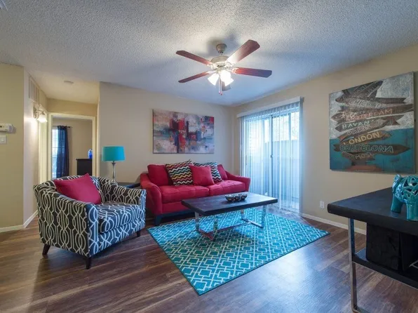 6808 S Interstate Highway 35 Frontage Rd #111, Austin, TX 78745