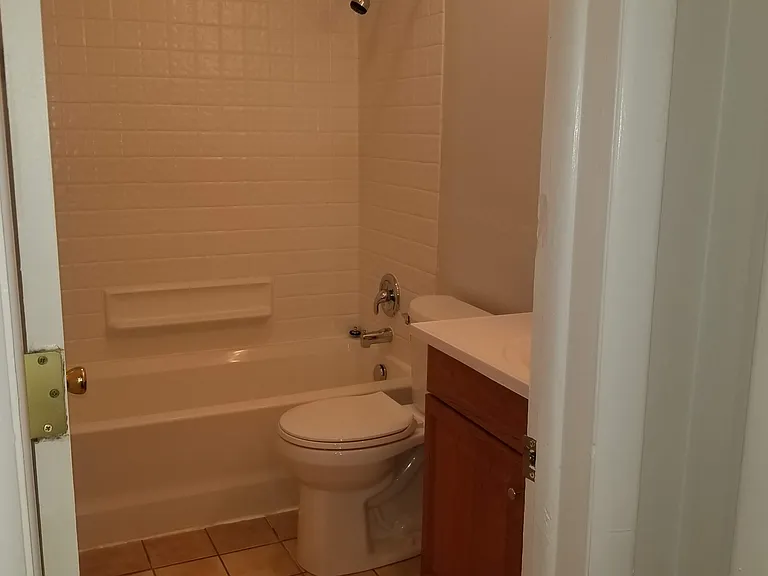 220 E. Lane Ave. — Photo 55