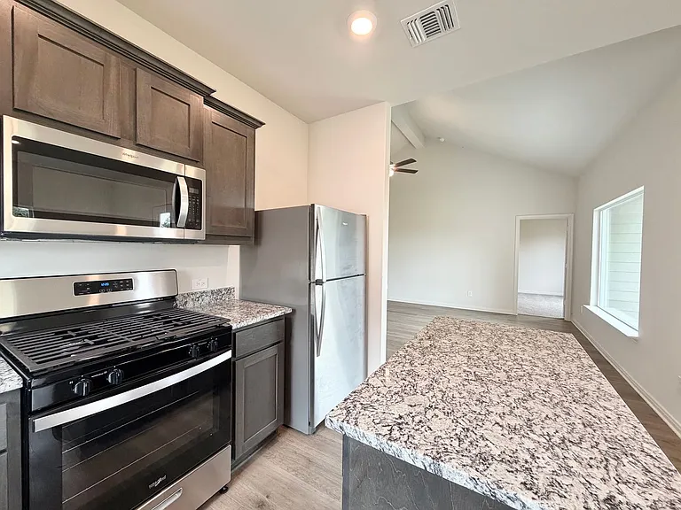 13404 Gitty Up Cir — Photo 20