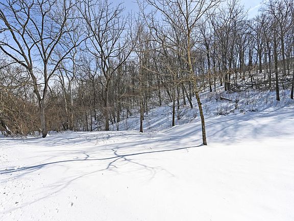 5th image of 1812 Quebec Rd