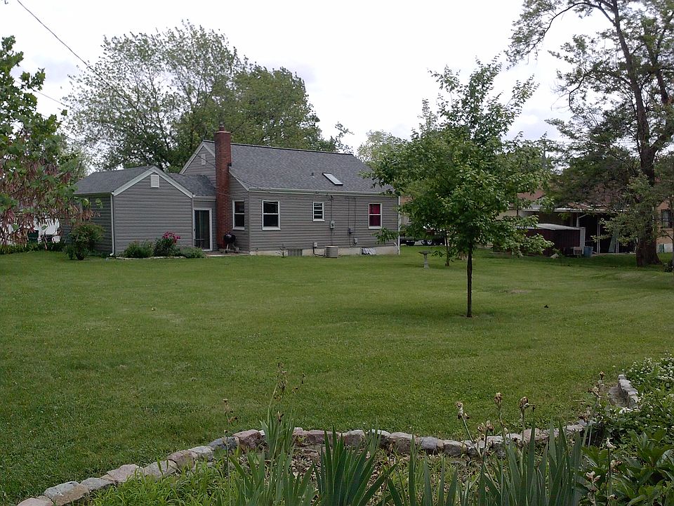 2nd image of 13 Cliff Dr