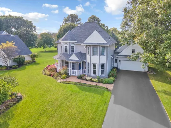 35 Simone Ter, Webster, NY 14580