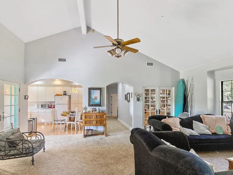2857 N Las Posas Cir — Photo 5