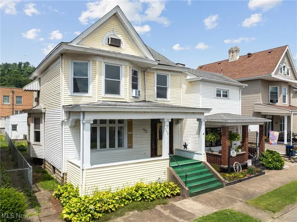 723 Pearl St, Martins Ferry, OH 43935