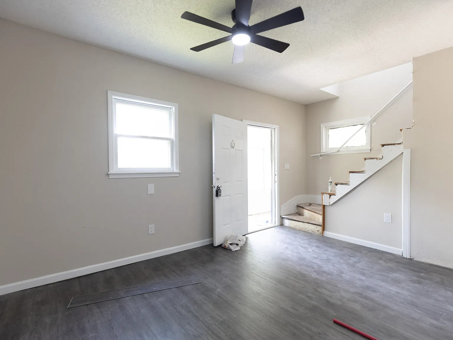 3 bed, 1106 sqft, $1,350 — Photo 3
