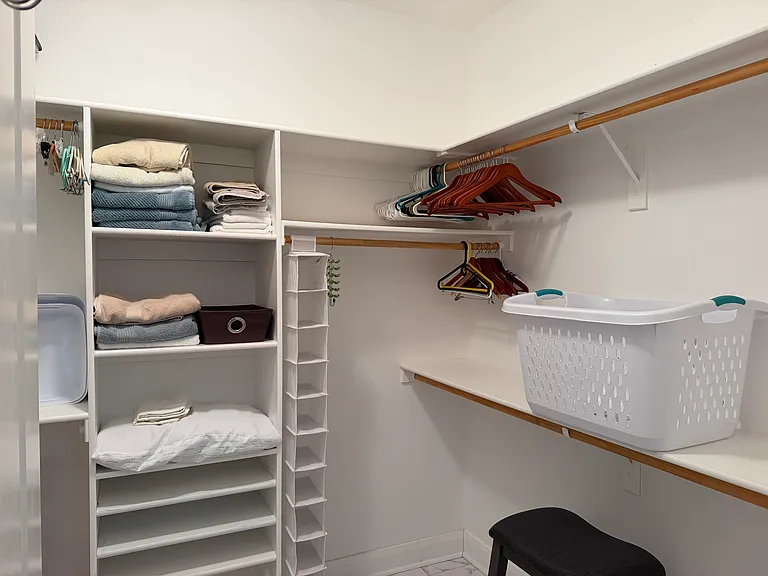 457 Highland View Ct — Photo 16