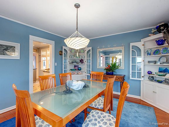 5th image of 3255 Trumbull St