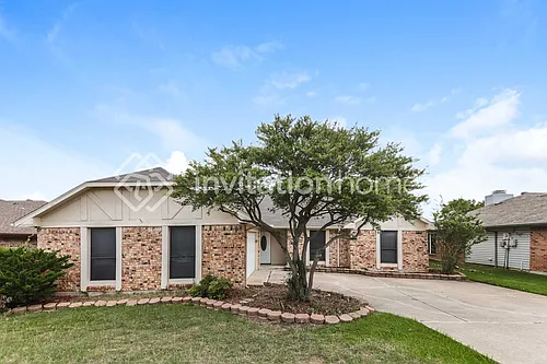 1717 Brighton Dr Photo 1