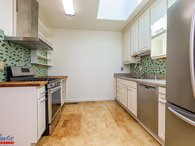 207 Harding Ave — Photo 8