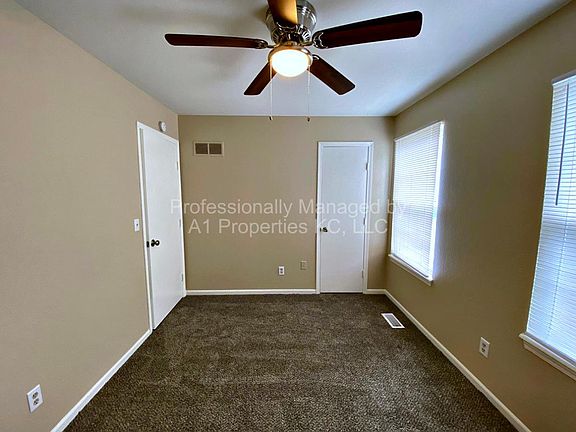 5th image of 13821 S Us Highway 71 APT B