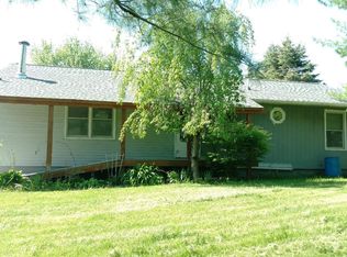 4141 Monks Rd, Pinckney, MI 48169