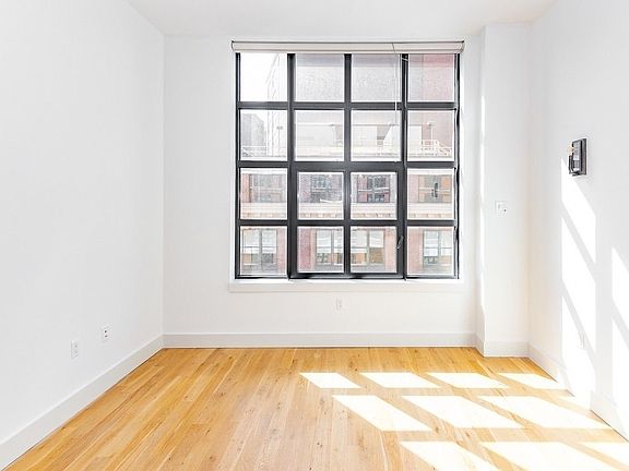 3rd image of 41-21 28th St #B7