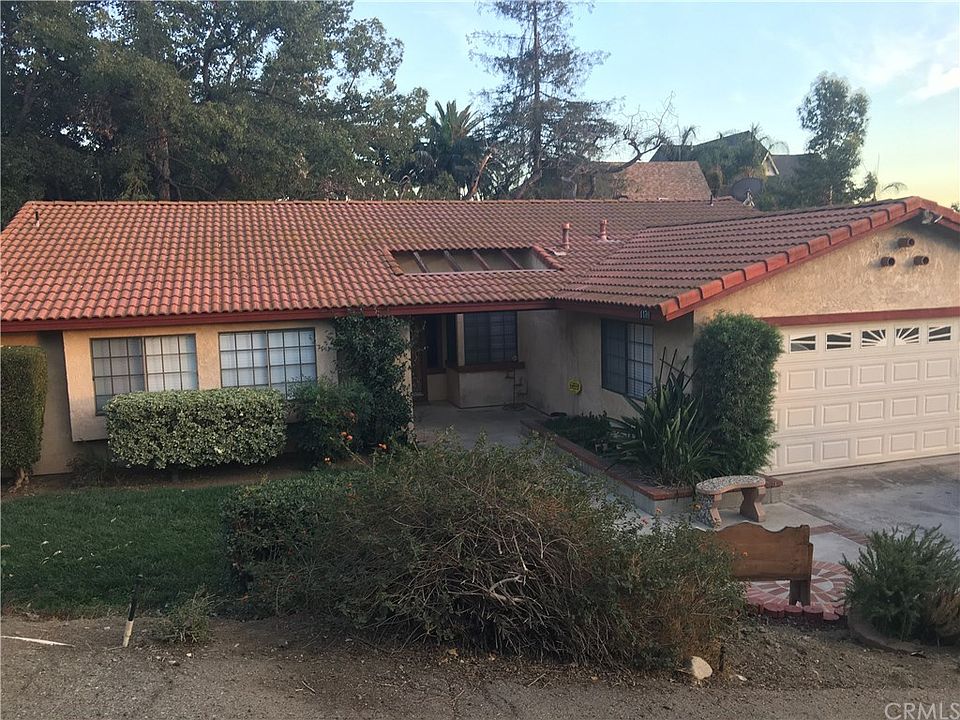 1st image of 1170 Loma Vista St