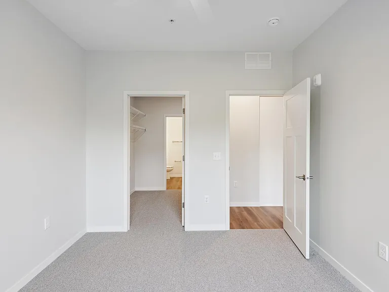 The Eloise Apartments — Photo 91