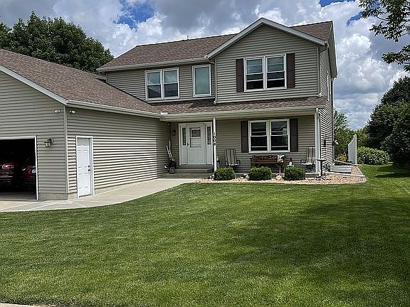 4th image of 1008 Golfers Ct SE